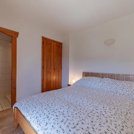Chaleureux 4 Pieces, 6 Pers, Terrasse Sud, Meribel - Fr-1-411-975 Apartment *